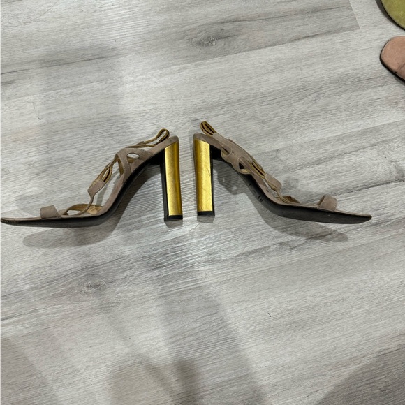 PRADA VINTAGE HEELS - Picture 4 of 5